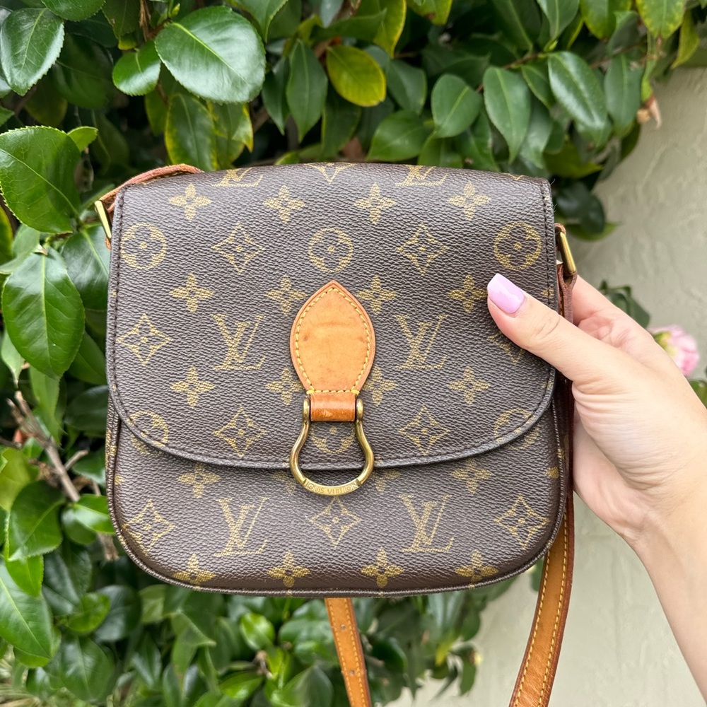 Louis Vuitton Monogram Canvas Saint Cloud MM Crossbody Bag - Picture 6 of 16